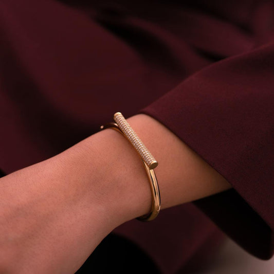 14 Carat Gold Stone Modern Cuff Bracelet