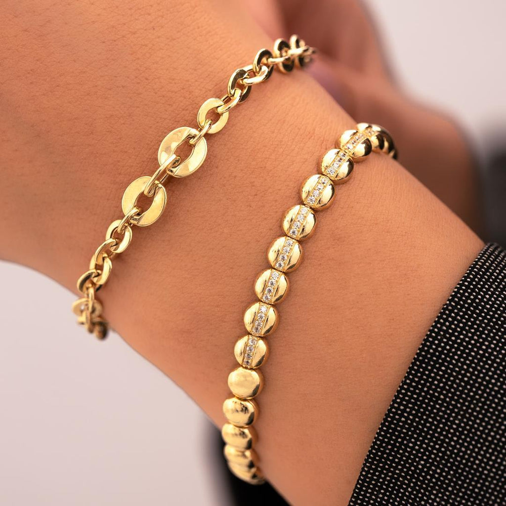 14 Carat Gold Bracelet with Stone Design in the Middle