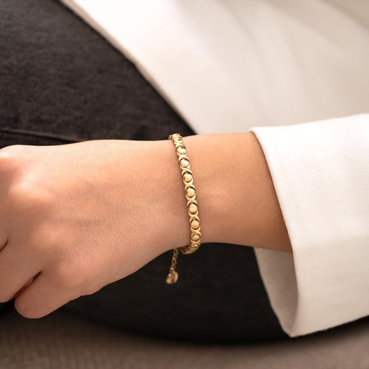 14 Carat Gold Textured Paperclip Bracelet