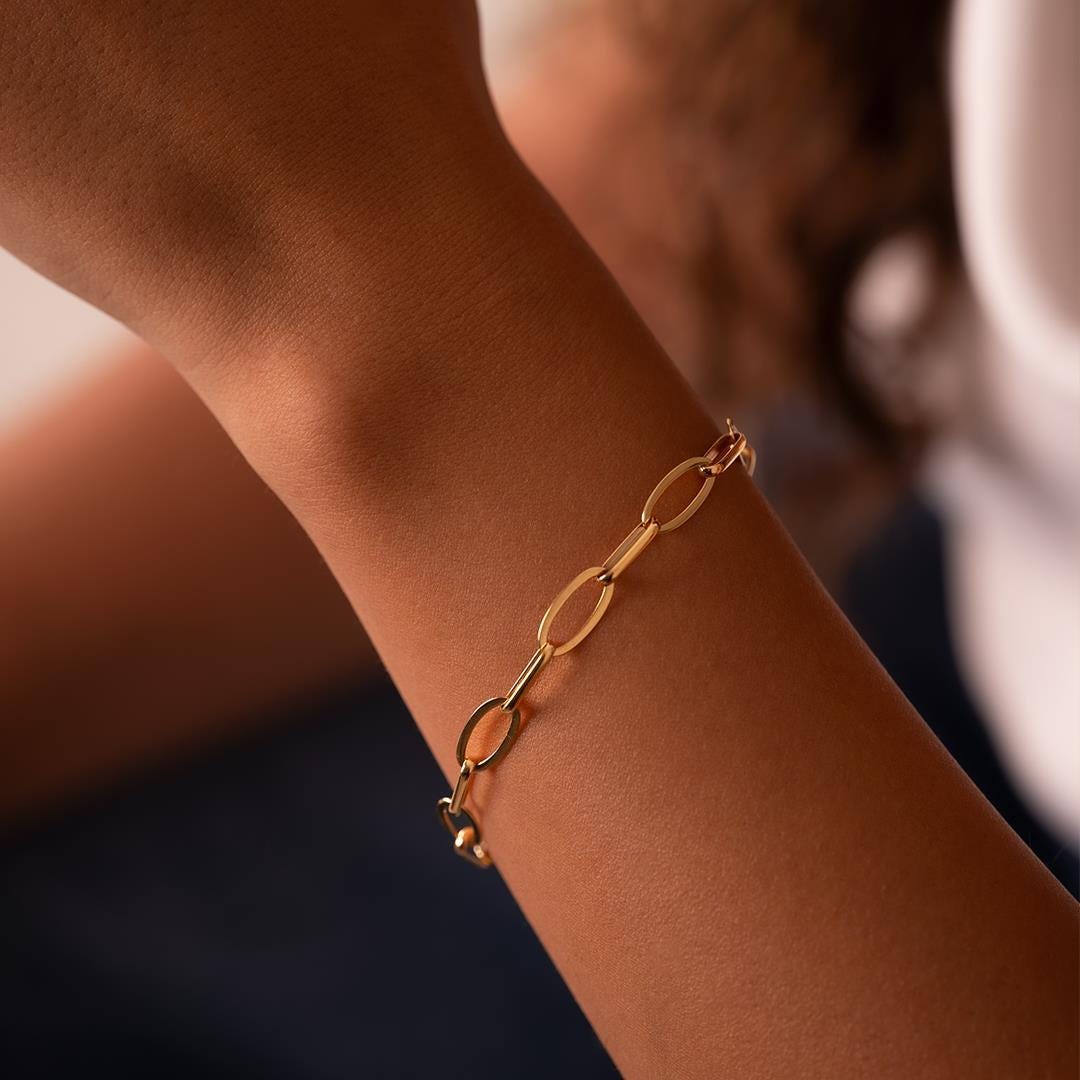 14 Carat Gold Paperclip Bracelet