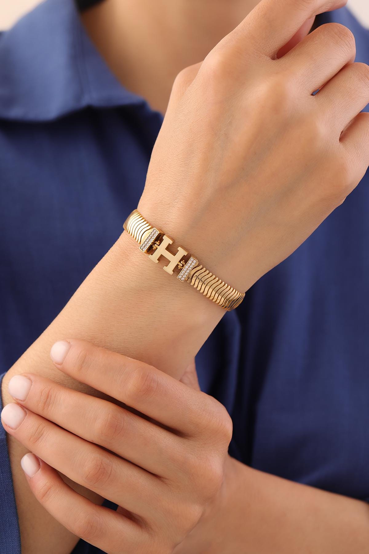14k Gold Thick Herringbone Letter Bracelet
