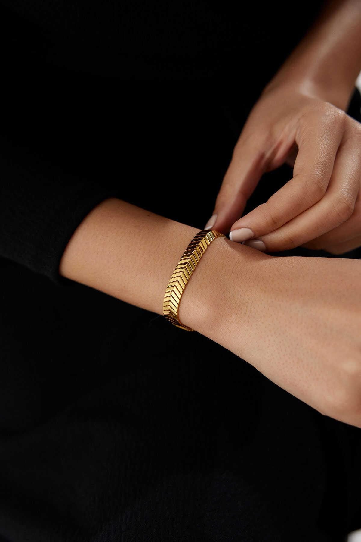 14k Gold Wide Herringbone Bracelet - Chain Bracelet - Minimalist Chain Bracelet - Gift For Her
