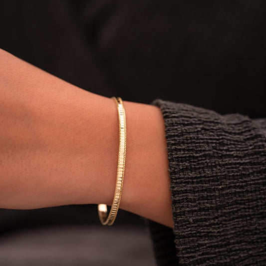 14 Carat Gold Minimal Bangle Bracelet