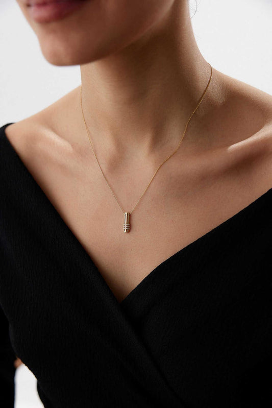 14k Gold Stick Necklace