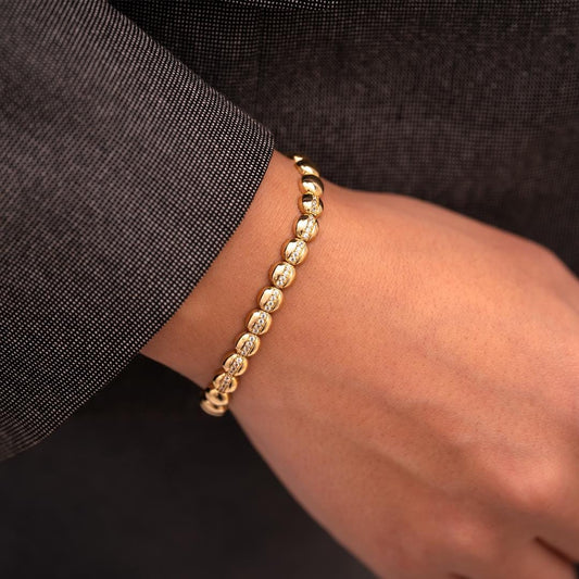 14 Carat Gold Bracelet with Stone Design in the Middle