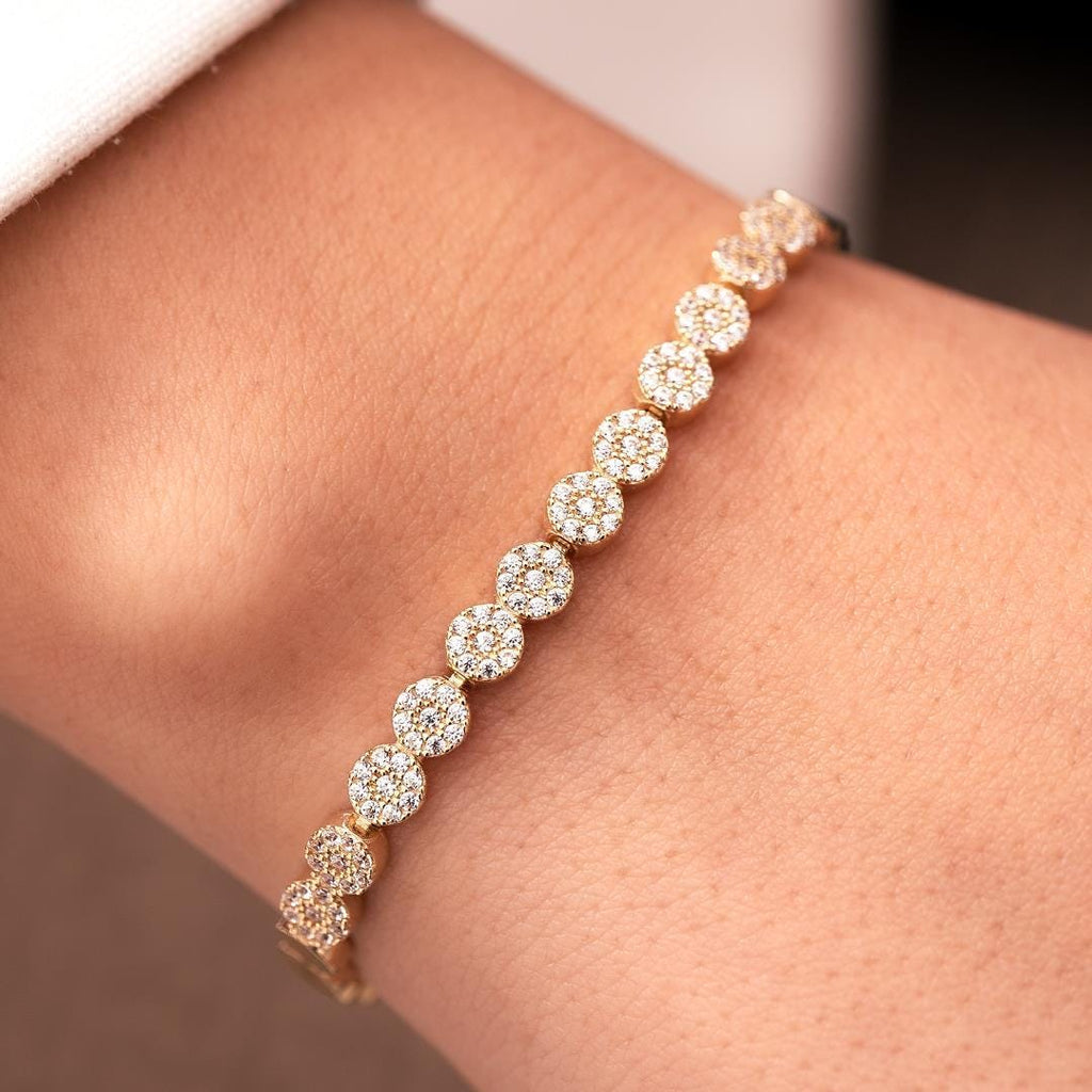 14 Carat Gold Bracelet with a Stone in the Center