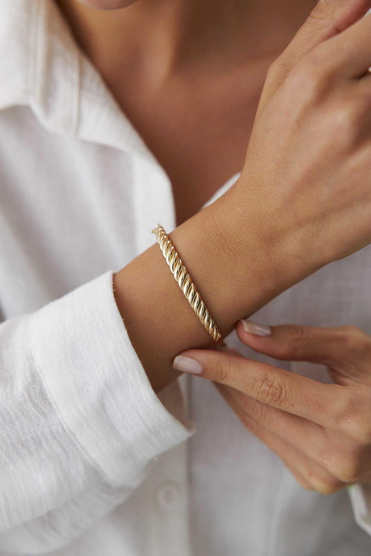 14k Gold Vintage Bracelet - Gold Dome Bracelet - Bangle Bracelet - Gift For Women