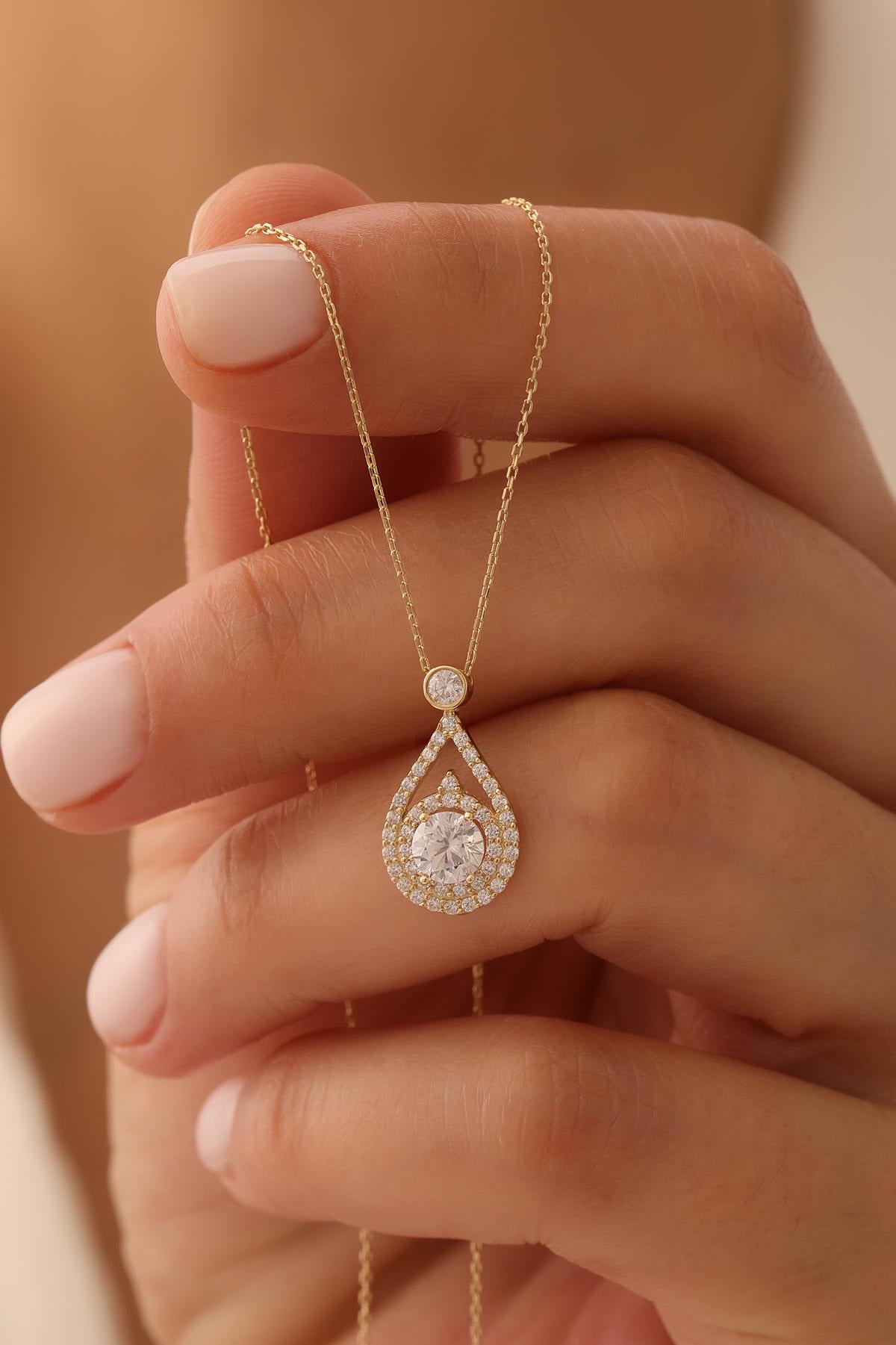 14k Gold Baguette Stone Drop  Necklace